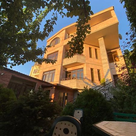Ivy Boutique Hotel Єреван Екстер'єр фото